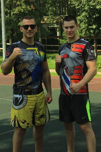 米兰体育官网-球队体能结构是否影响教练使用首发与替补分布计划，足球队拉体能